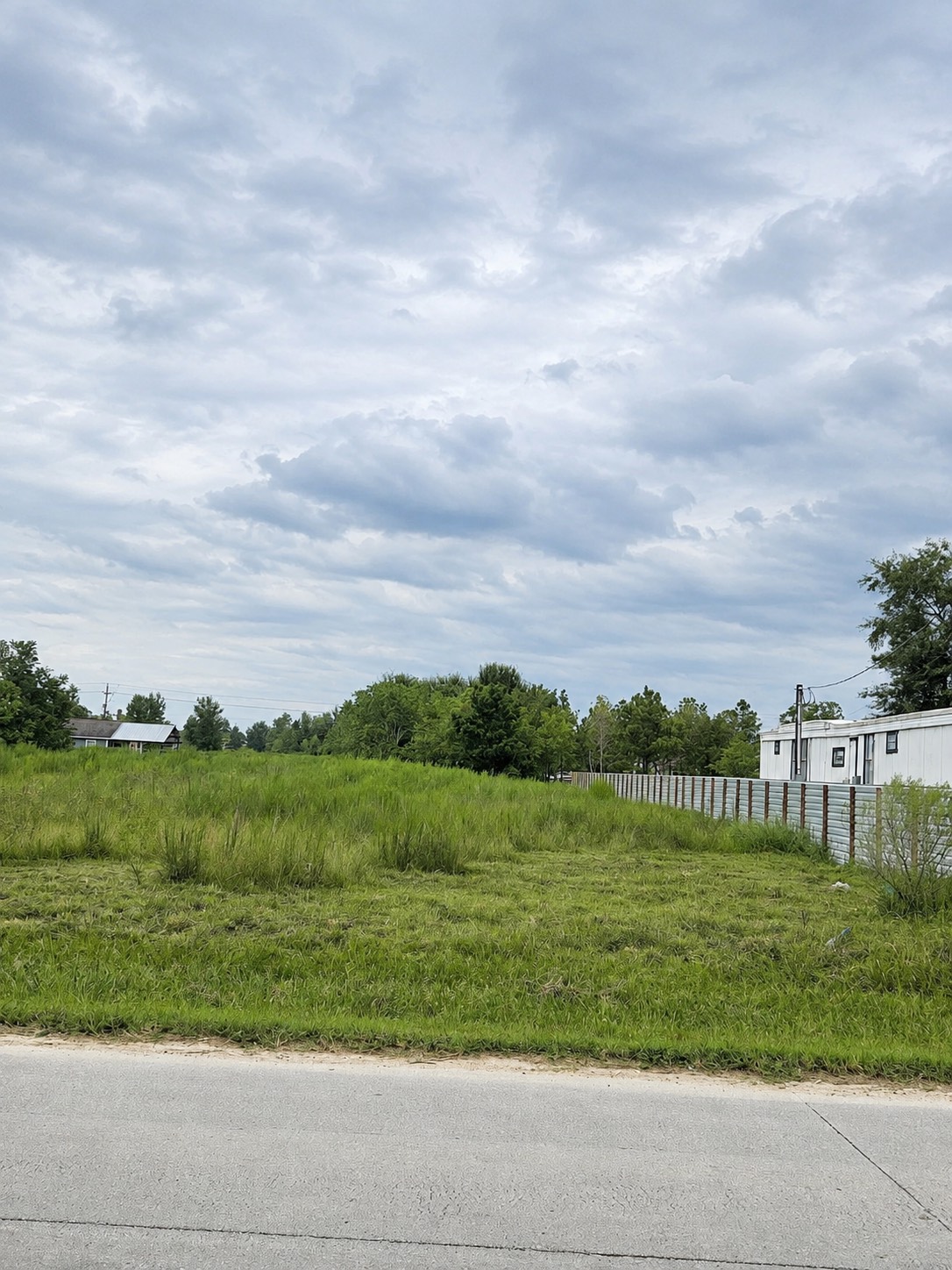1711 County Road 3542 Property Photo 1
