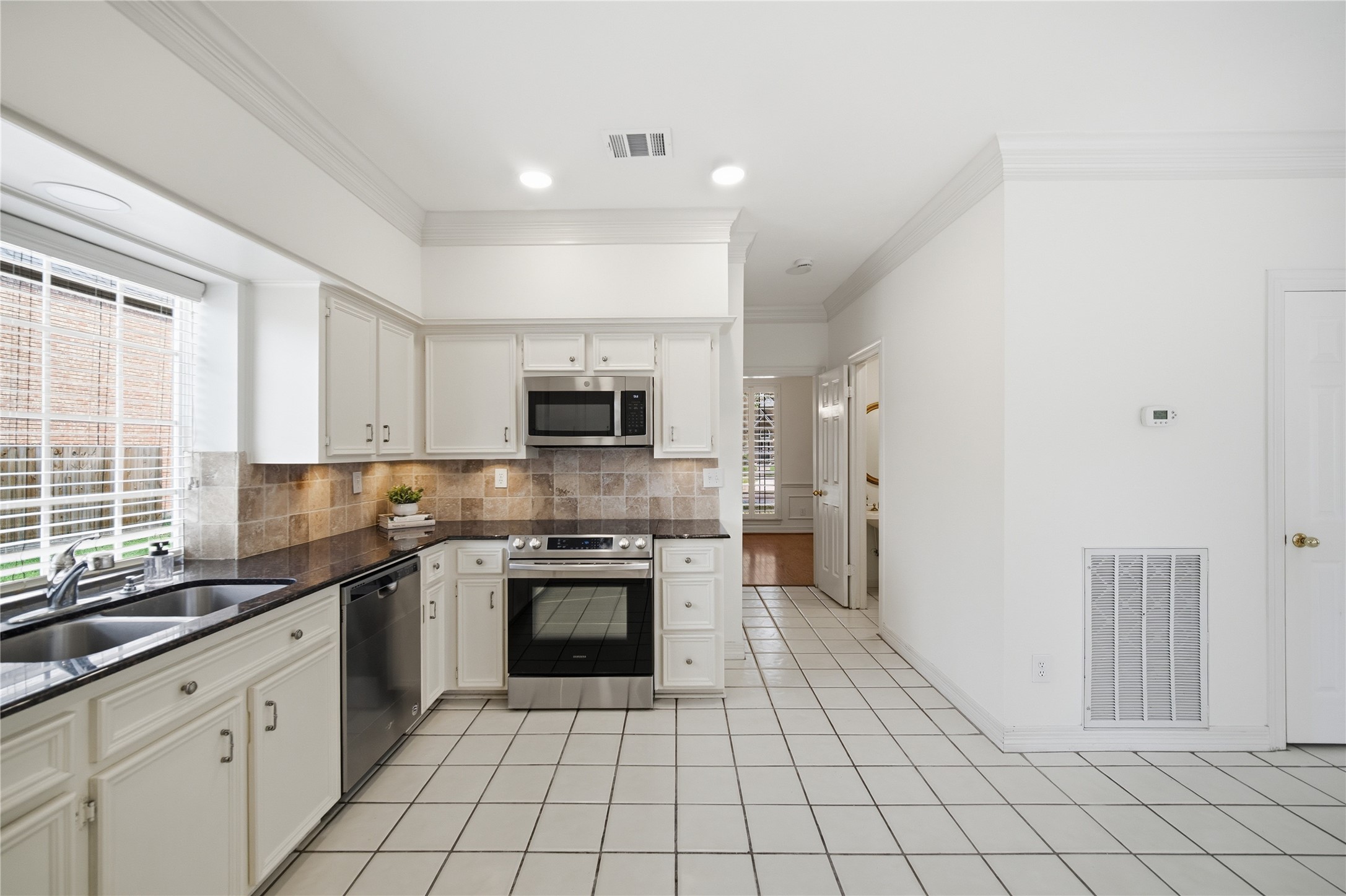 23203 Gate Creek Court Property Photo 17