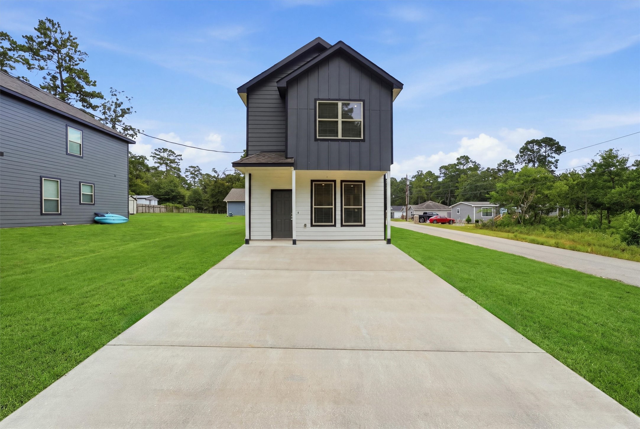 15608 Sycamore Drive Property Photo 1