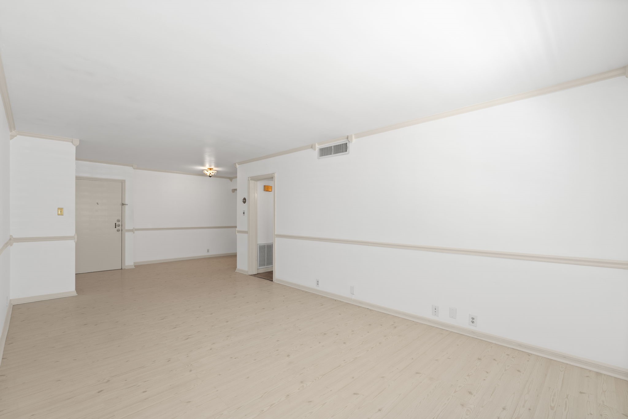 2601 Bellefontaine Street B105 Property Photo 18