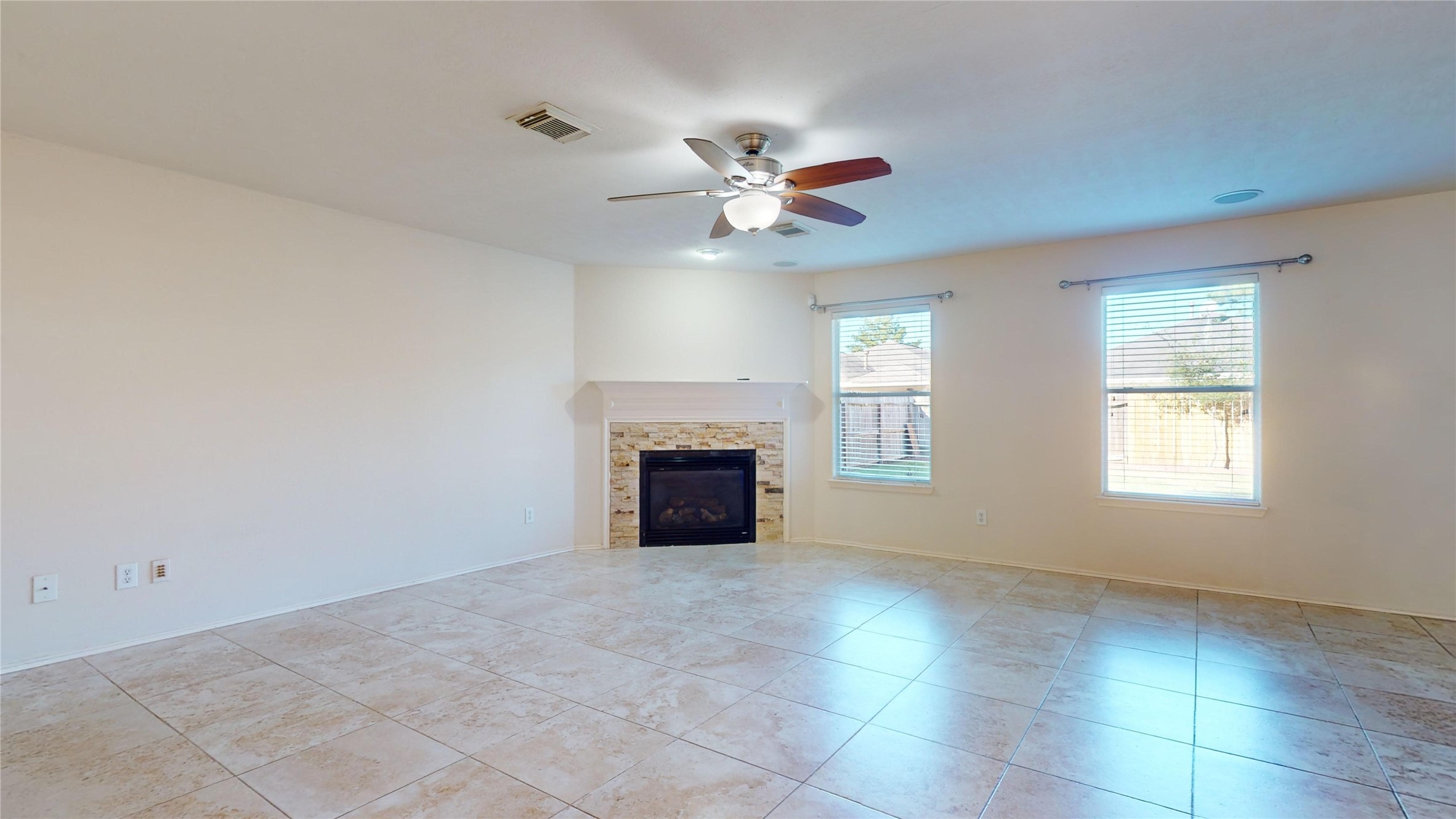 18226 Thicket Grove Road Property Photo 7