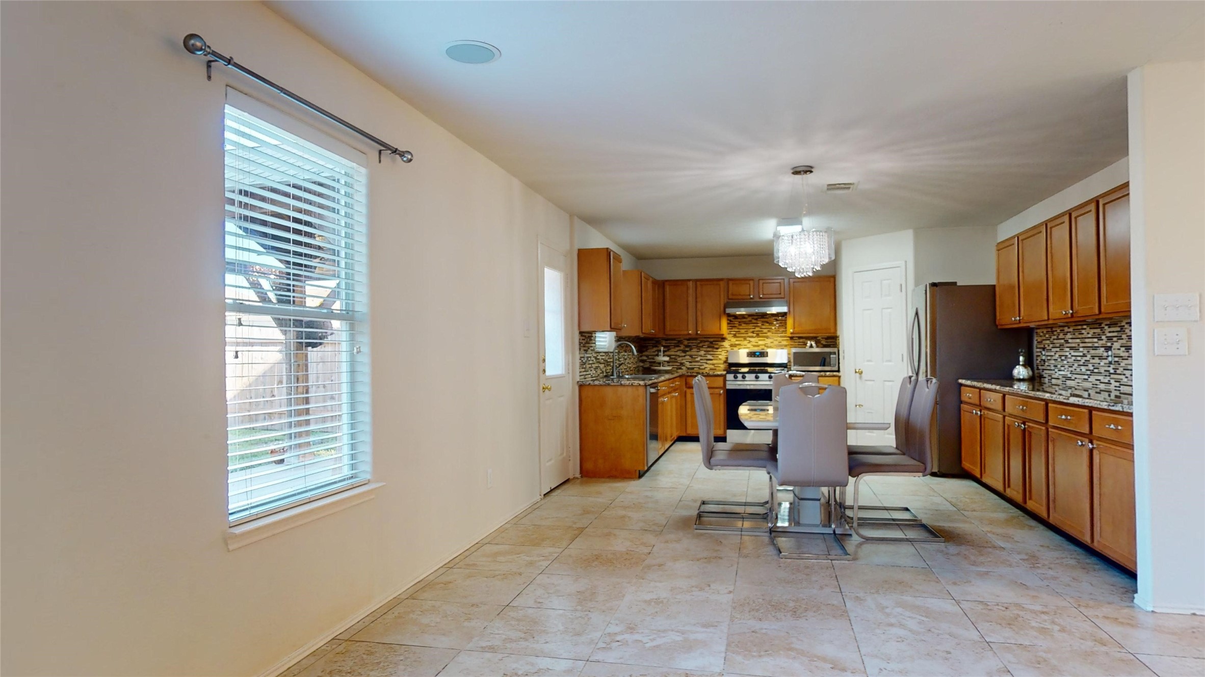 18226 Thicket Grove Road Property Photo 8