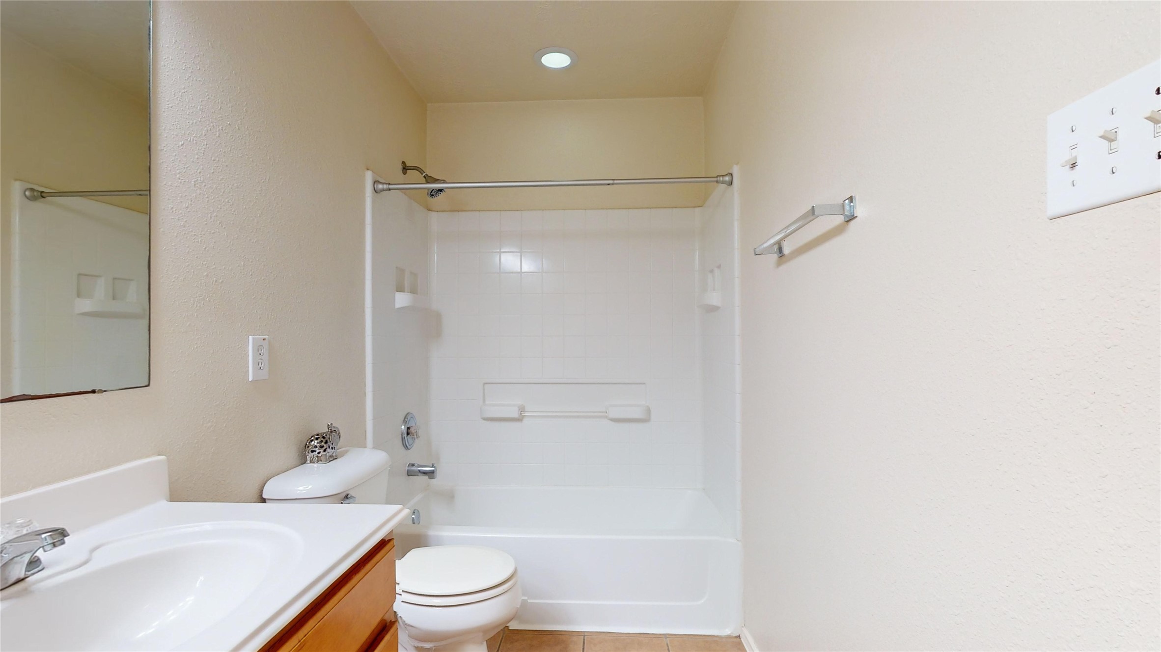 18226 Thicket Grove Road Property Photo 17