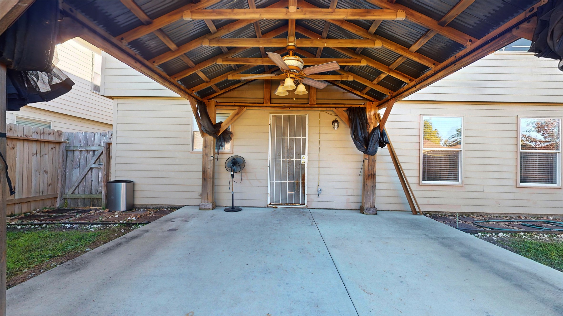 18226 Thicket Grove Road Property Photo 40