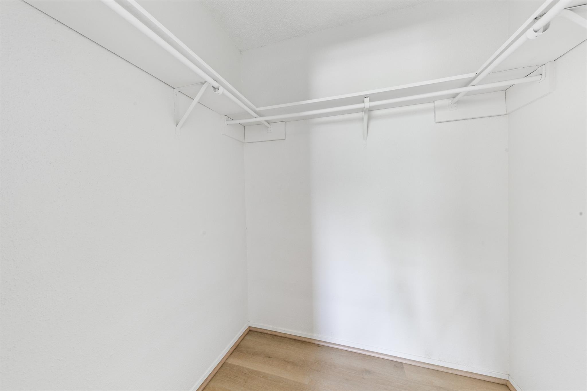 700 Lyle W Avenue C Property Photo 17