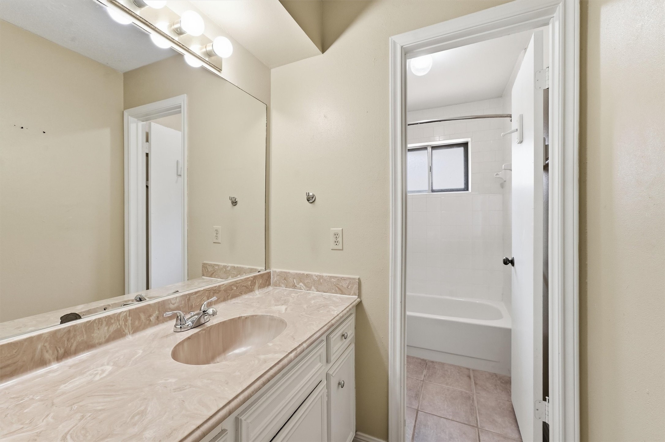 602 Briarclift Lane Property Photo 19