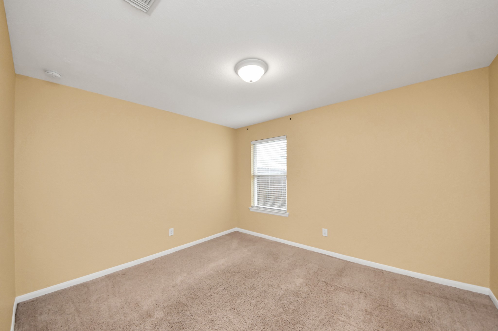 2222 Summit Meadow Drive Property Photo 7