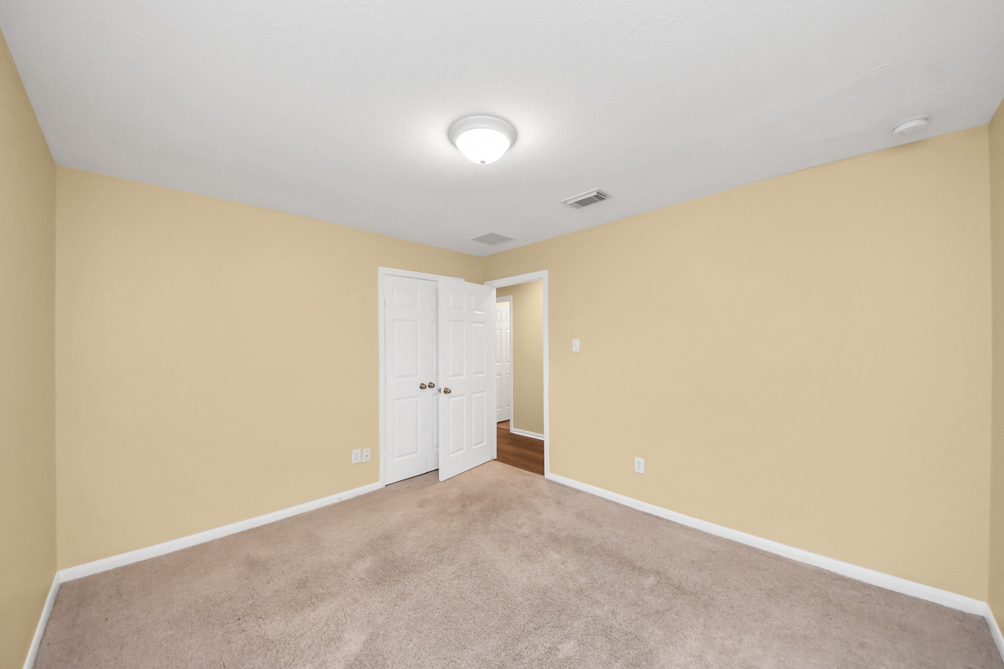 2222 Summit Meadow Drive Property Photo 8
