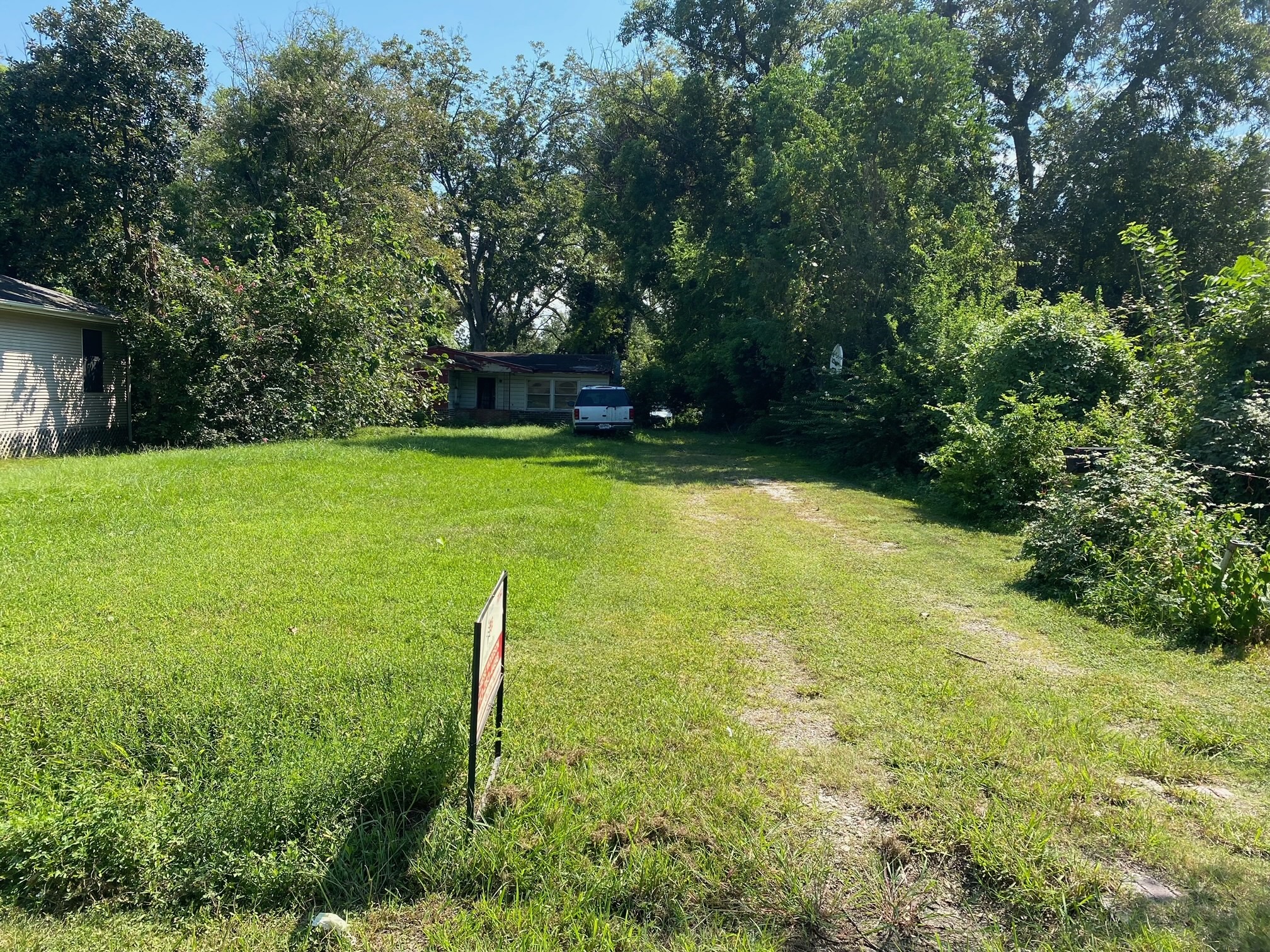 893 Wall Street Property Photo 7