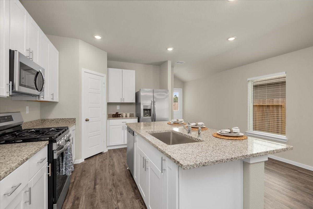 13591 Bay Springs Drive Property Photo 11