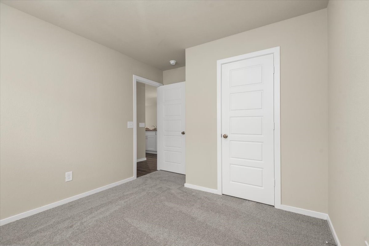 13591 Bay Springs Drive Property Photo 20