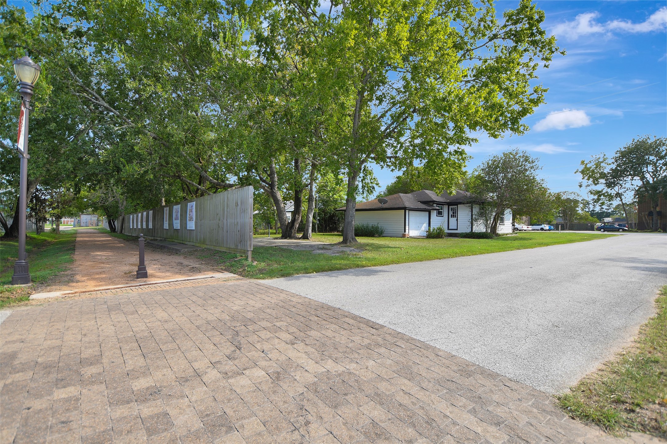 114 - 118 Commerce Street Property Photo 7