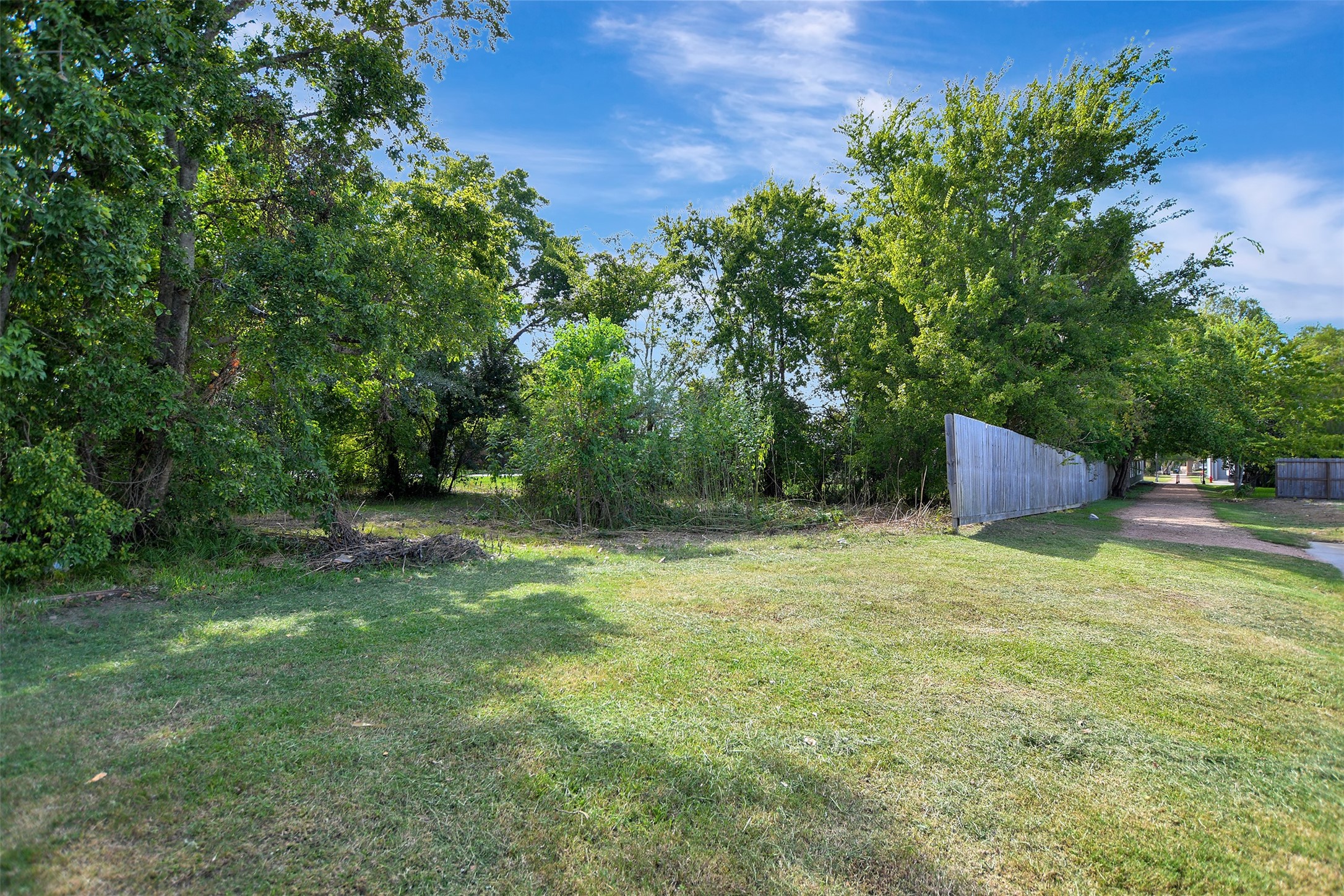 114 - 118 Commerce Street Property Photo 9