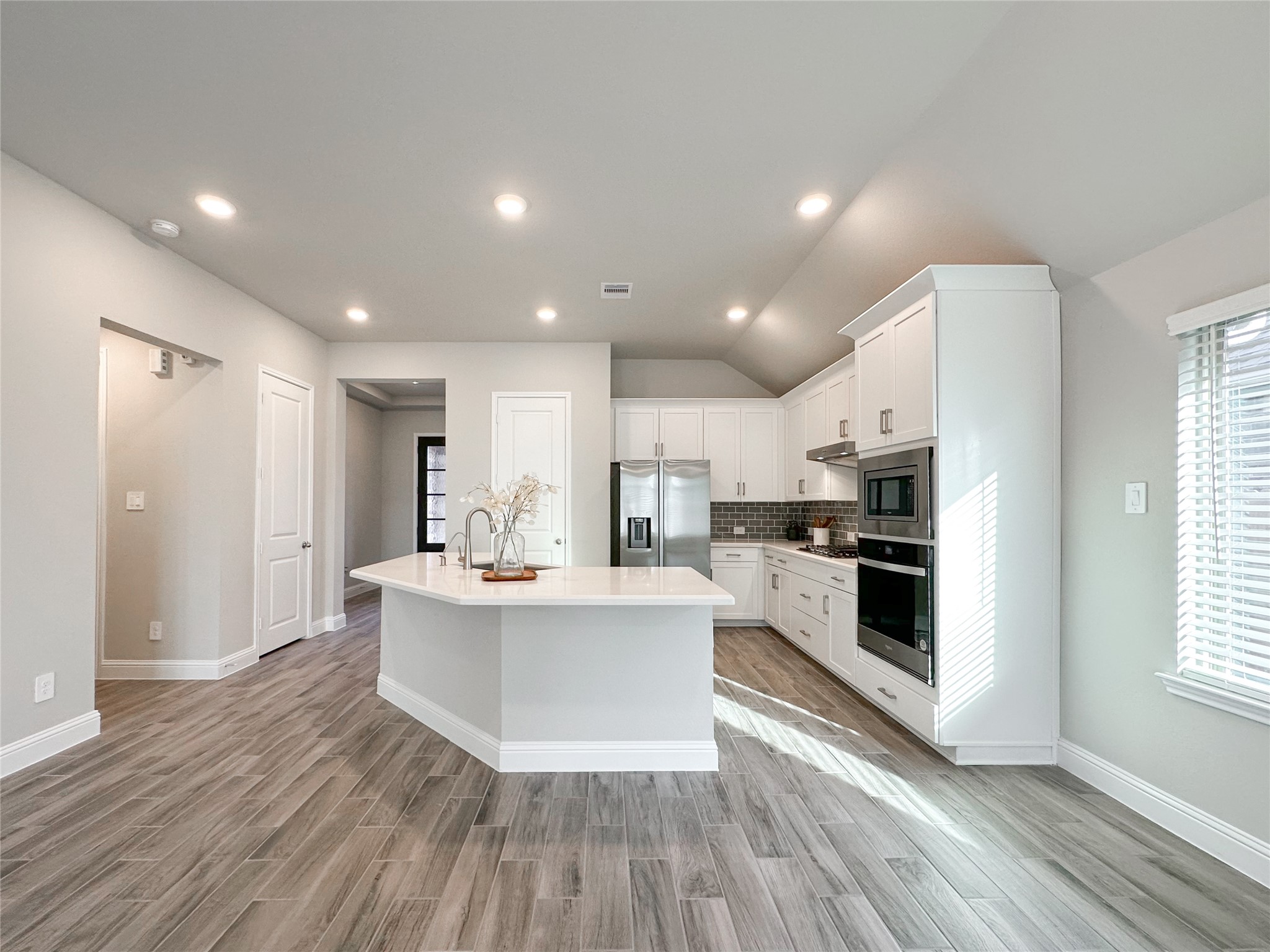 15960 Hayes Market Loop Property Photo 12