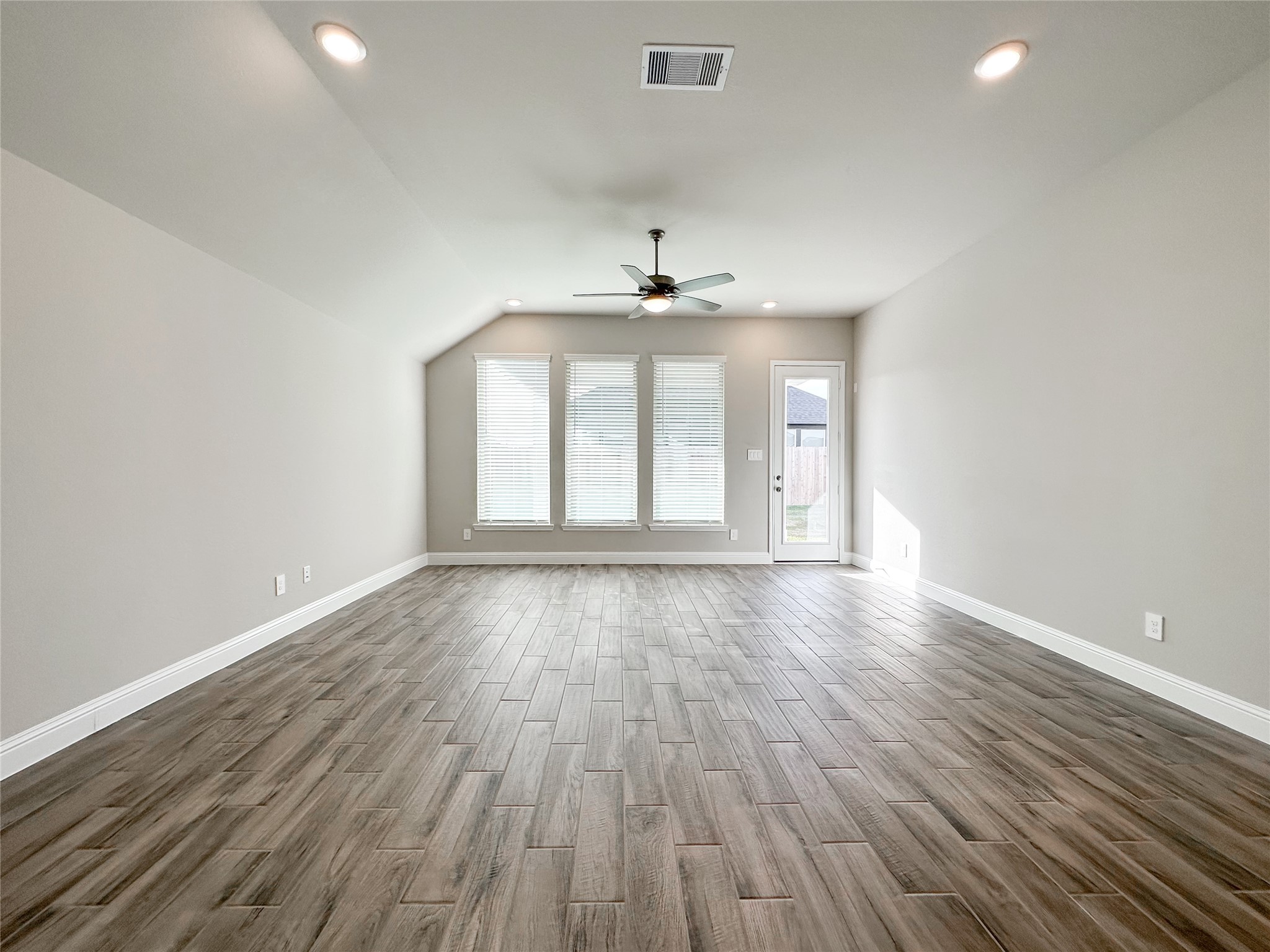 15960 Hayes Market Loop Property Photo 17