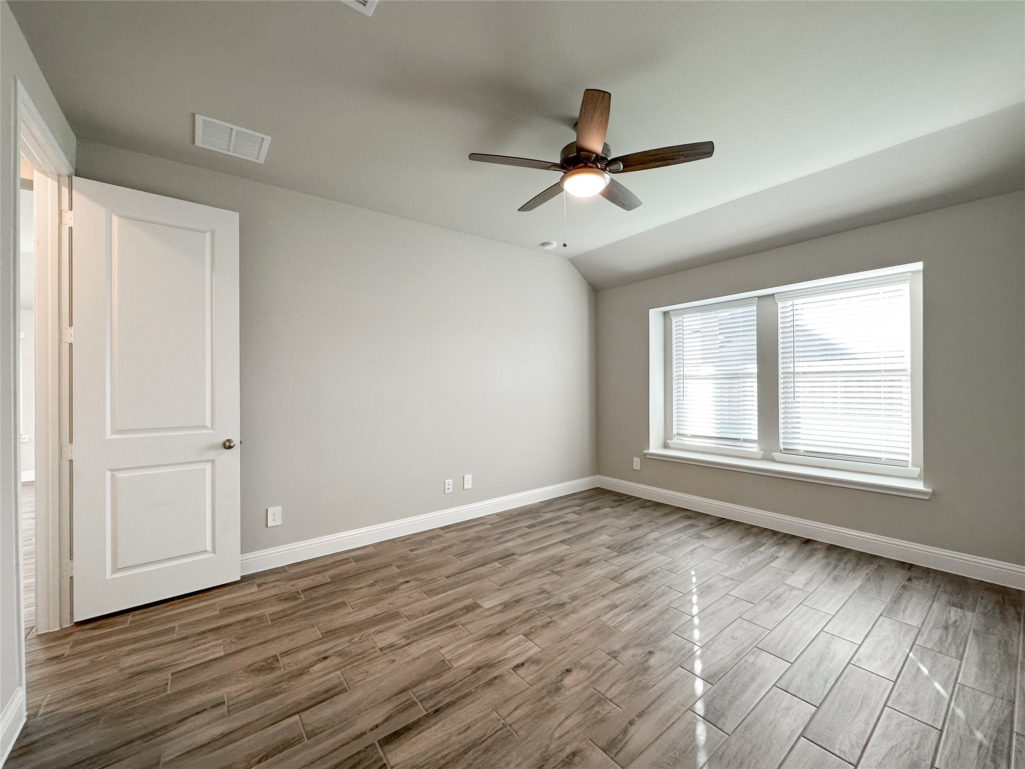 15960 Hayes Market Loop Property Photo 23