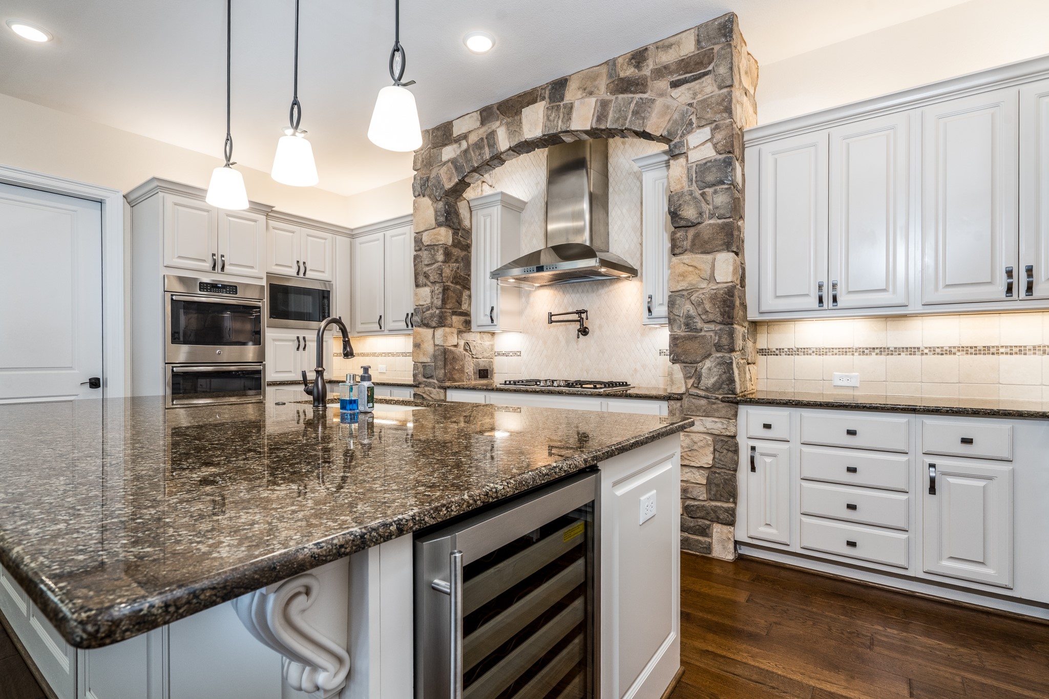 10726 Hilltop Harbor Way Property Photo 10