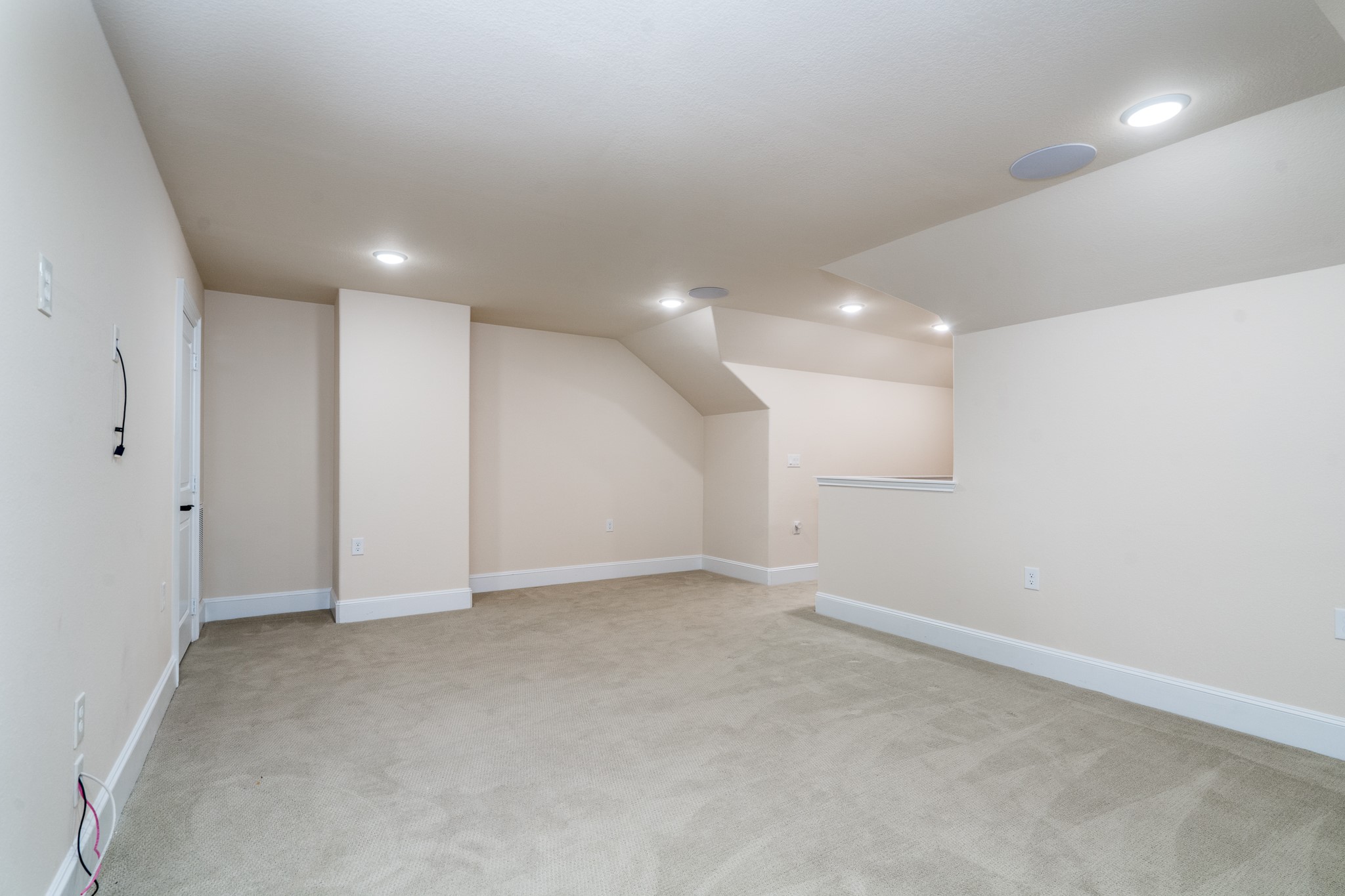 10726 Hilltop Harbor Way Property Photo 17