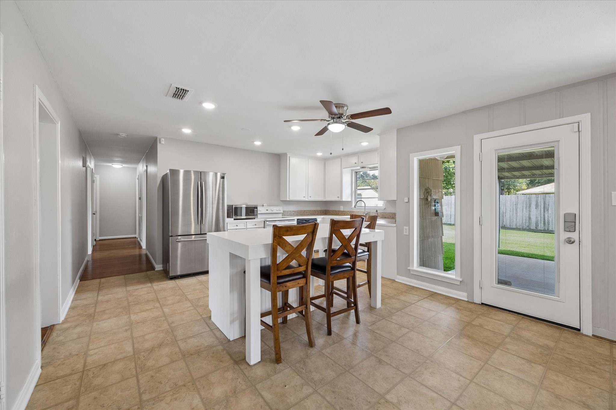 8037 Longridge Drive Property Photo 10