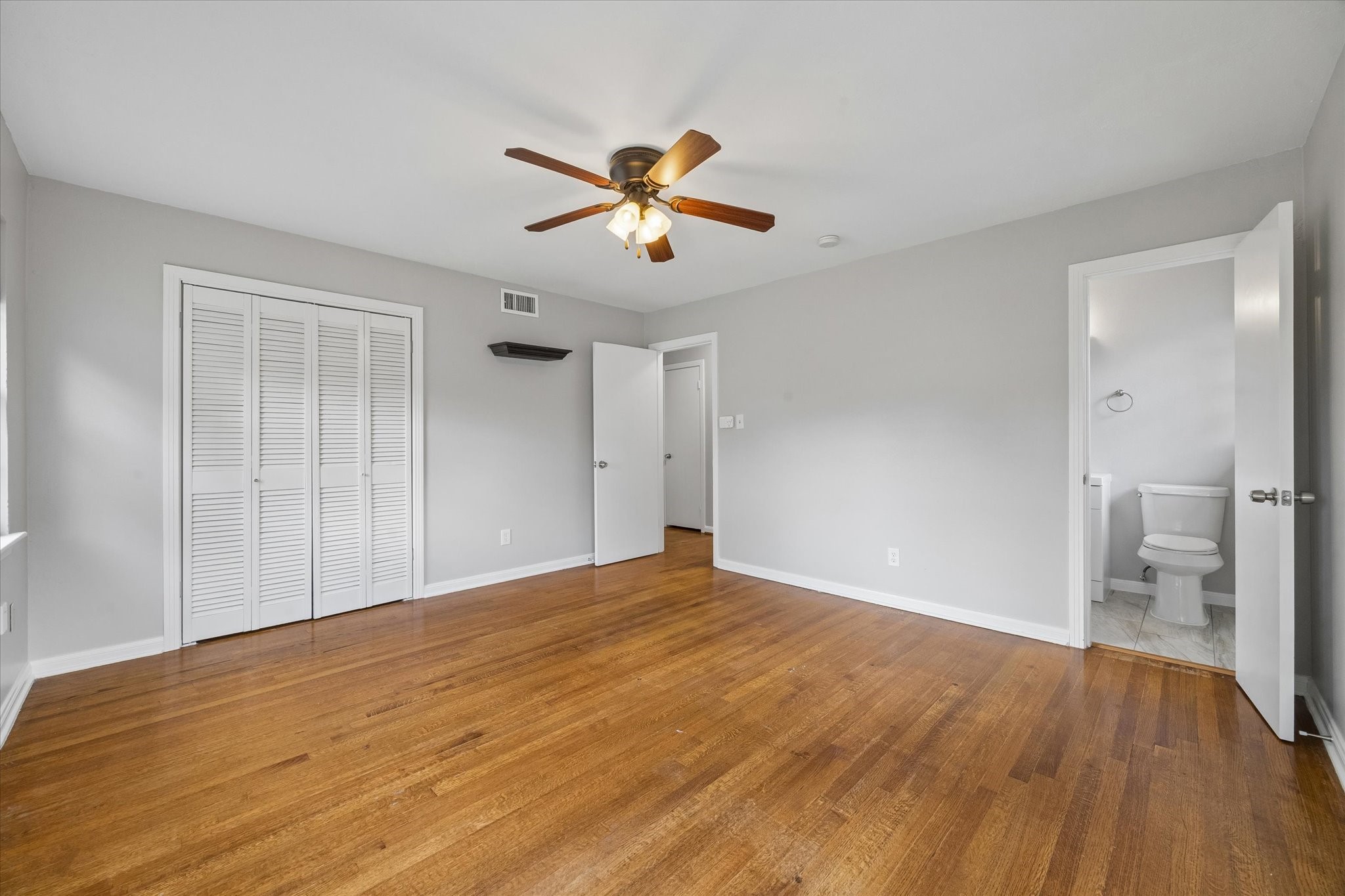8037 Longridge Drive Property Photo 16