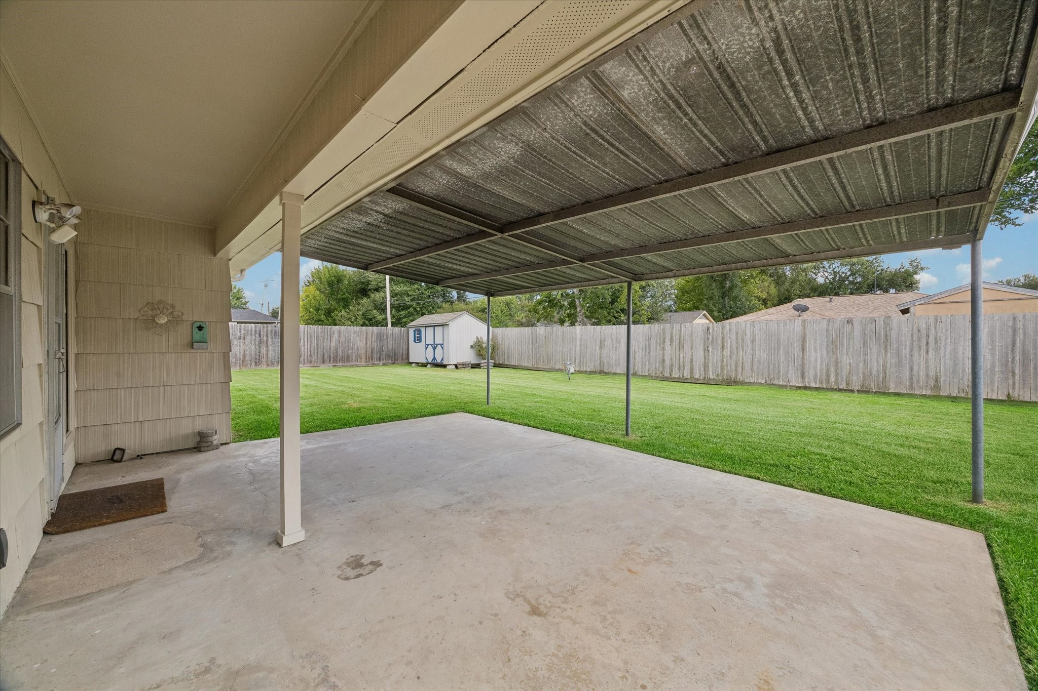 8037 Longridge Drive Property Photo 20