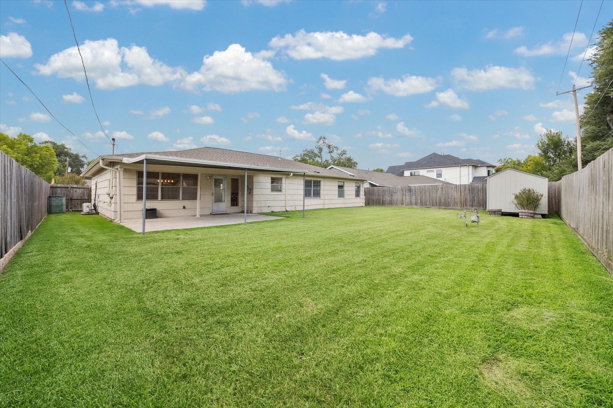 8037 Longridge Drive Property Photo 21