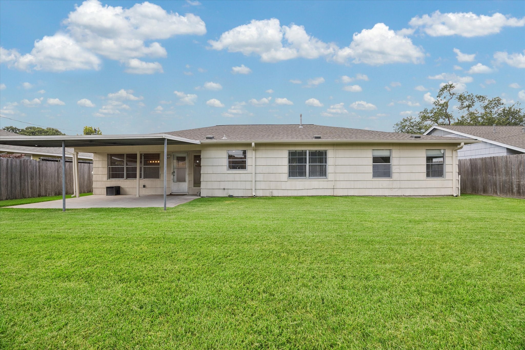 8037 Longridge Drive Property Photo 22