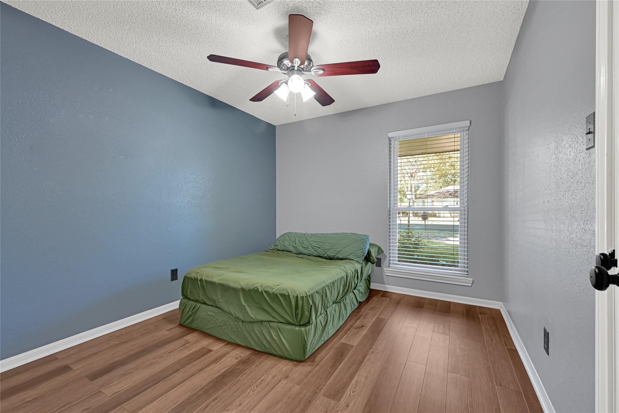 12615 Foxburo Drive, Houston Tx 77065 Property Photo 23