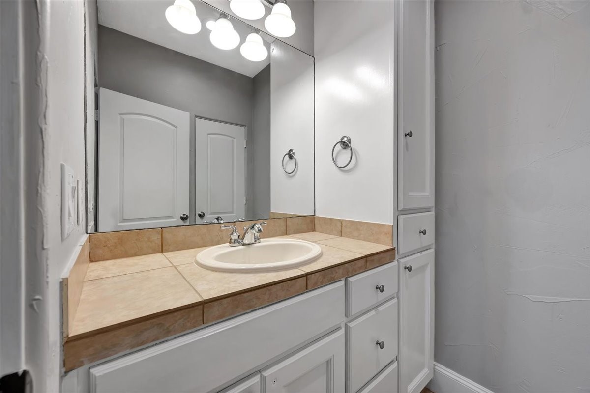 2417 Blue Canoe Court Property Photo 46
