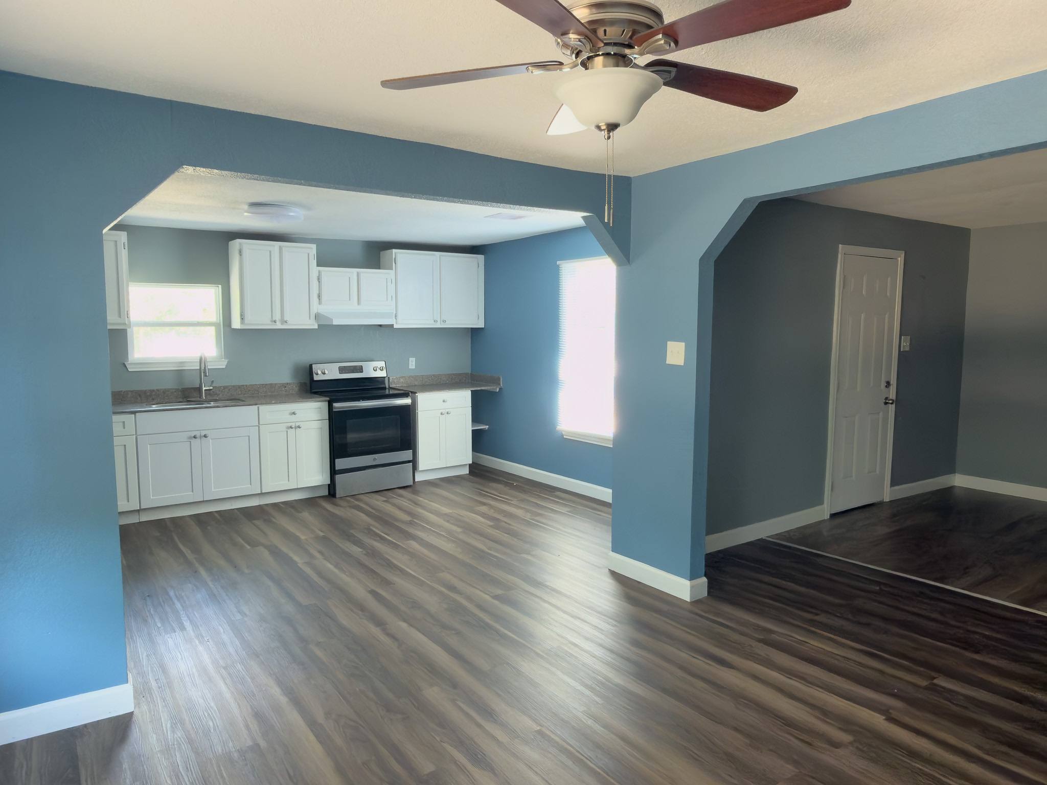 711 Jefferson Street Property Photo 6