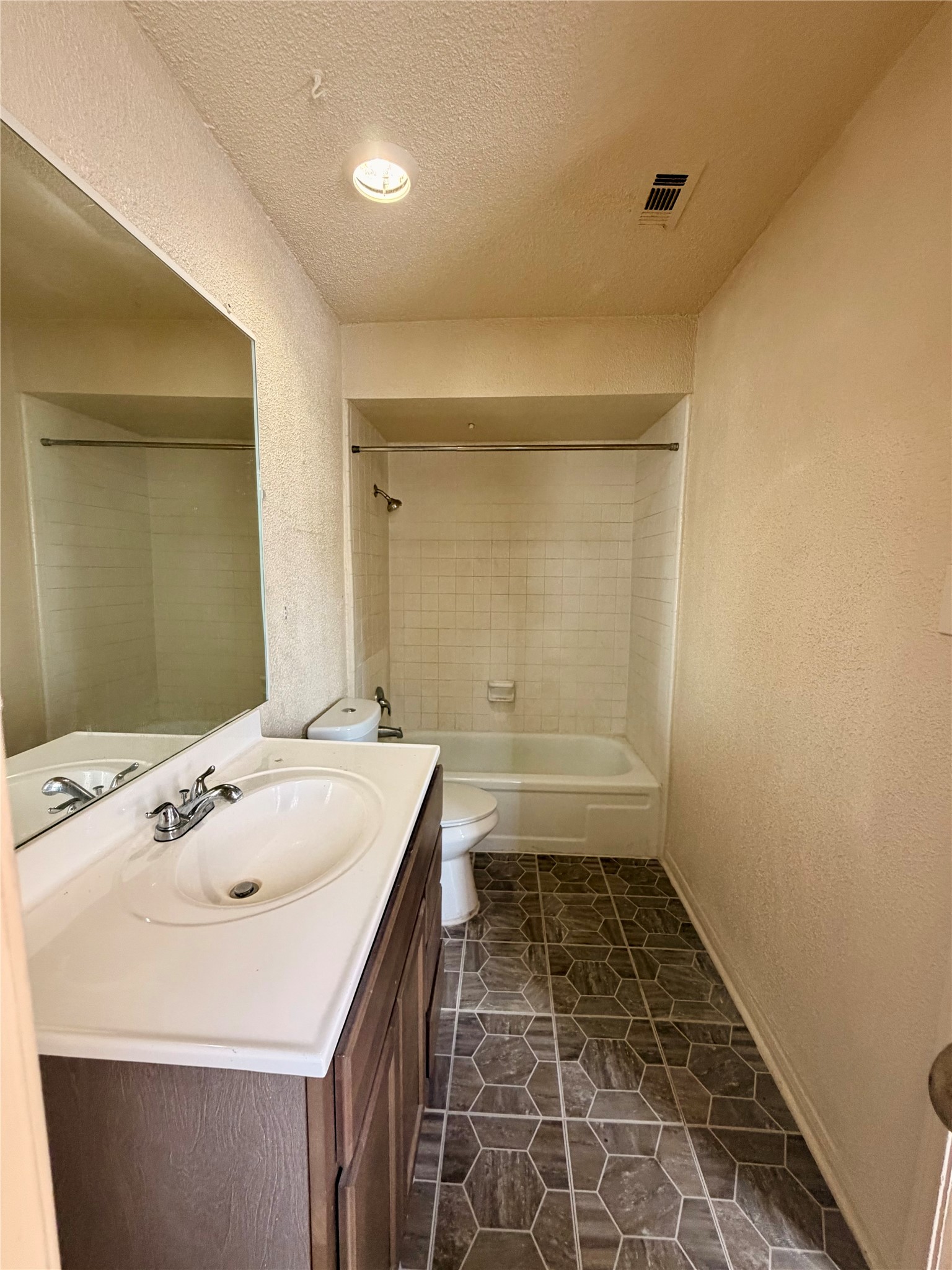 7700 Creekbend Drive 1 Property Photo 15