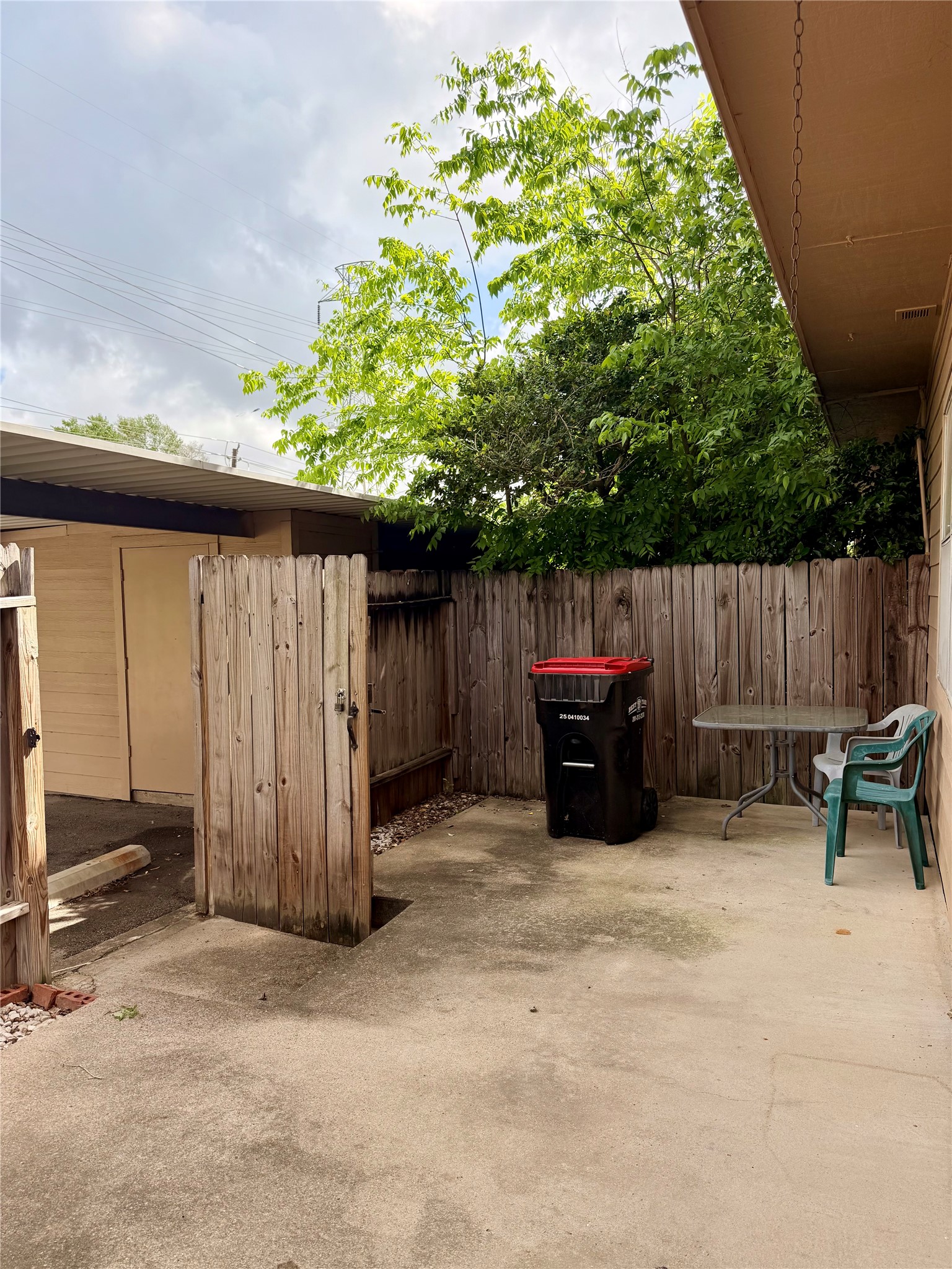 7700 Creekbend Drive 1 Property Photo 22