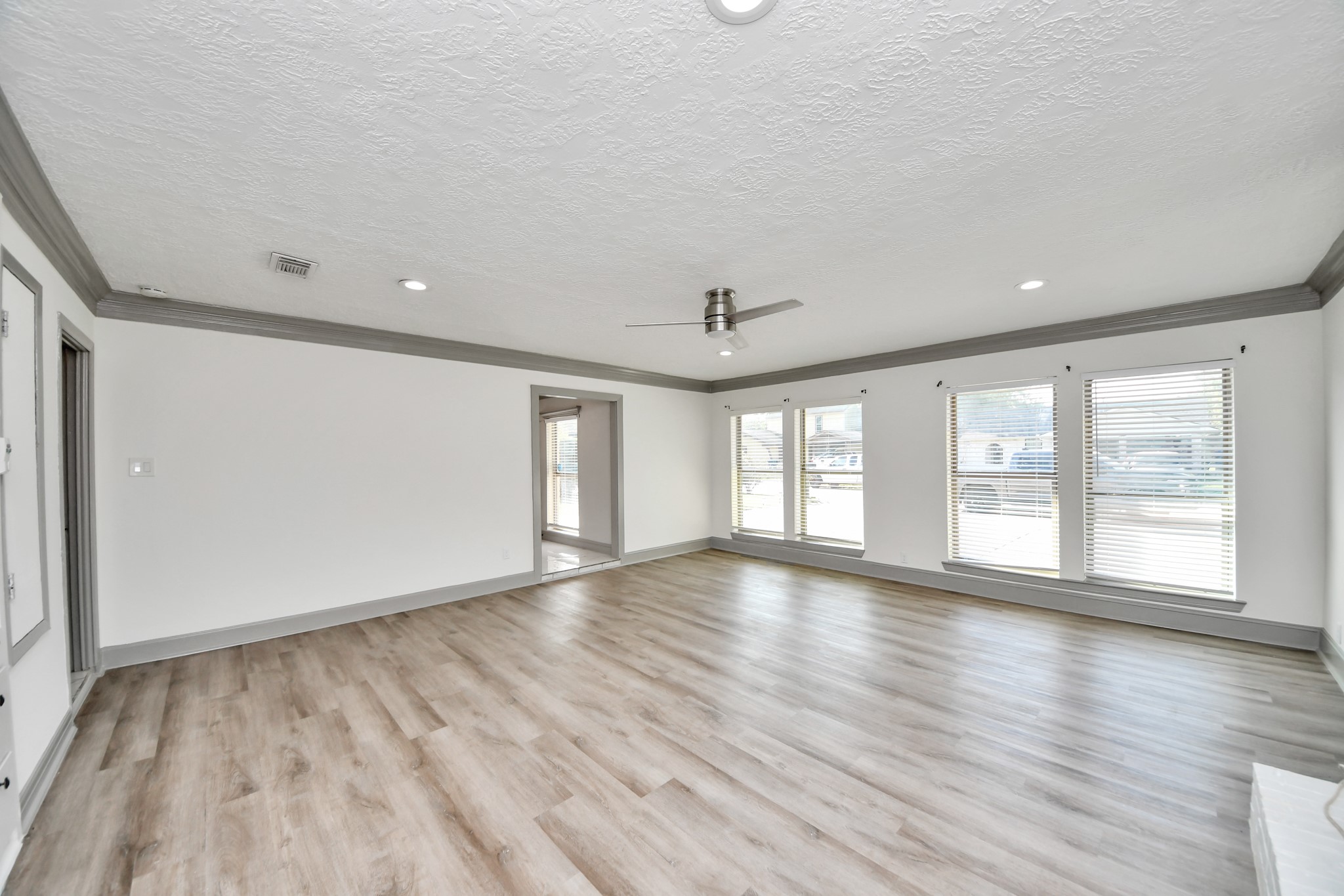 4503 Hollybrook Lane Property Photo 11