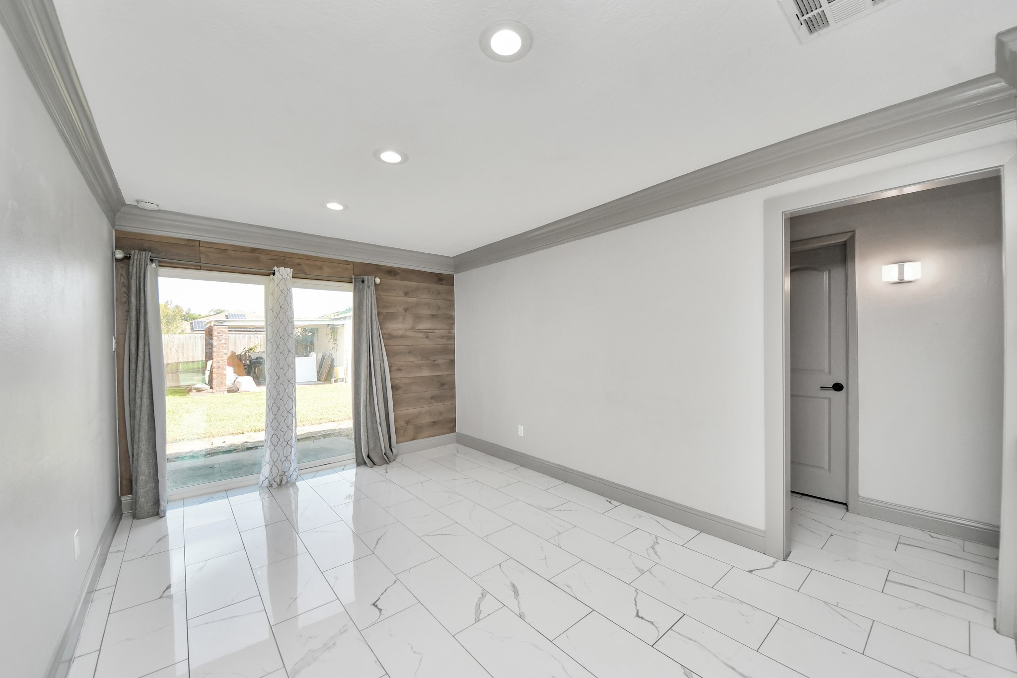 4503 Hollybrook Lane Property Photo 13