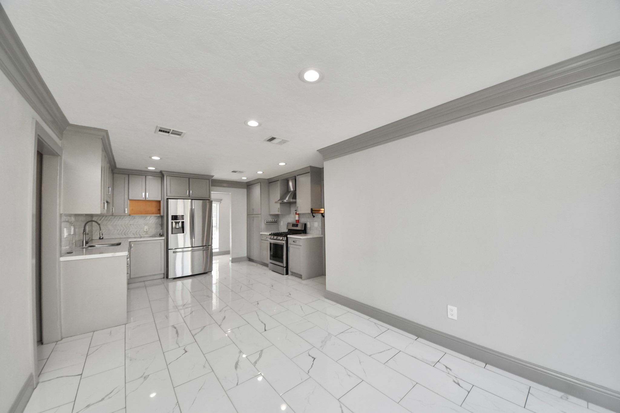 4503 Hollybrook Lane Property Photo 15
