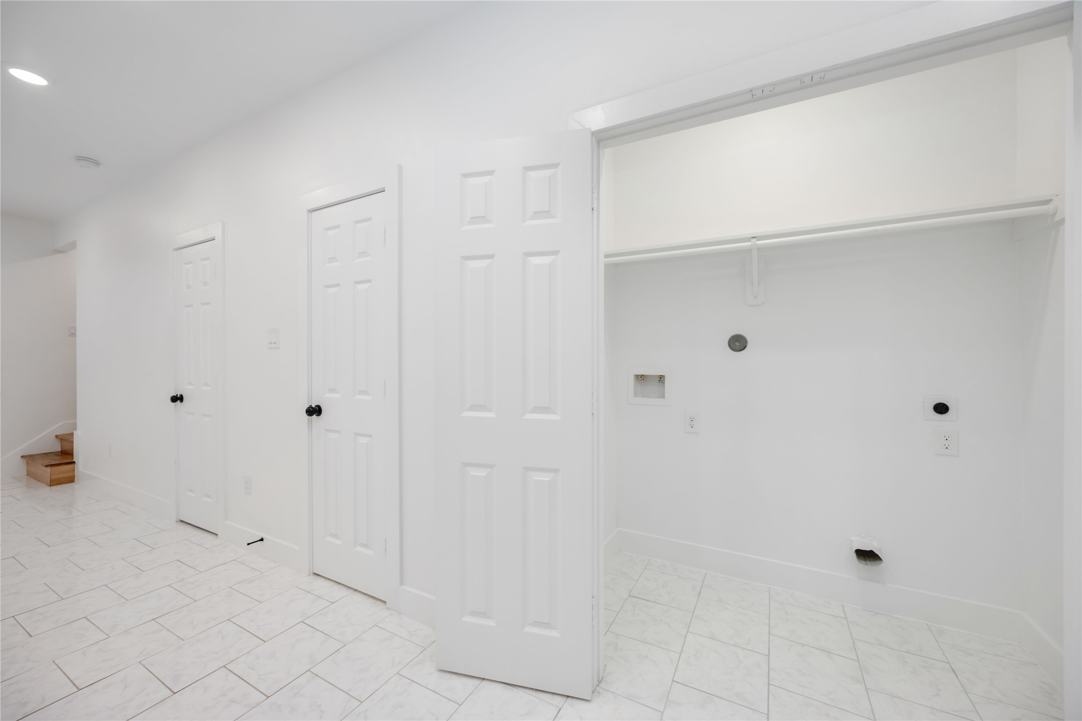 7706 Independence Street B Property Photo 8