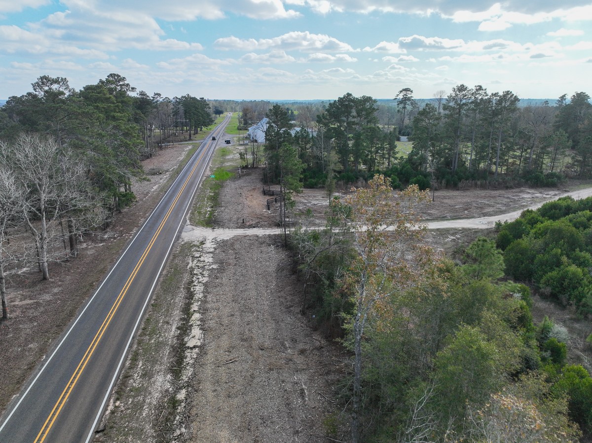 08 Fm 350 Property Photo 15