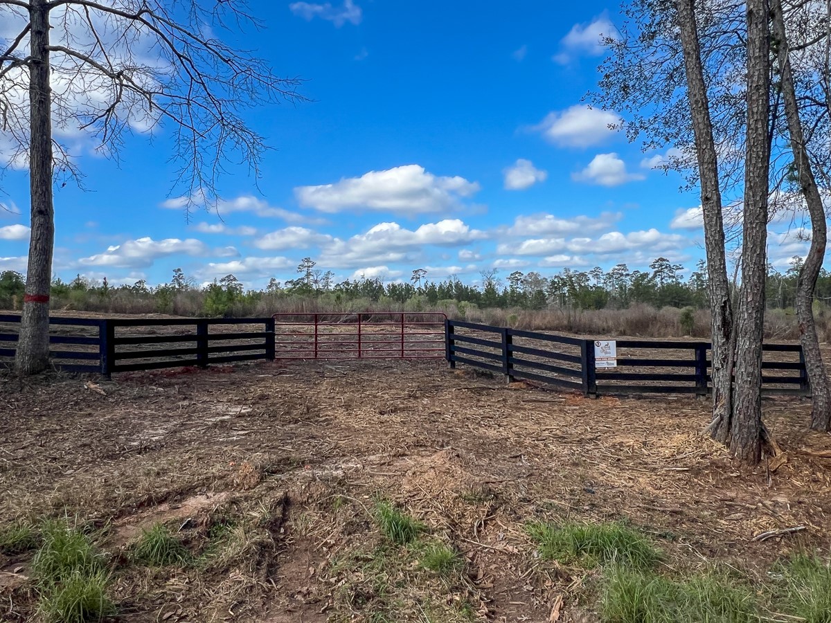 08 Fm 350 Property Photo 23