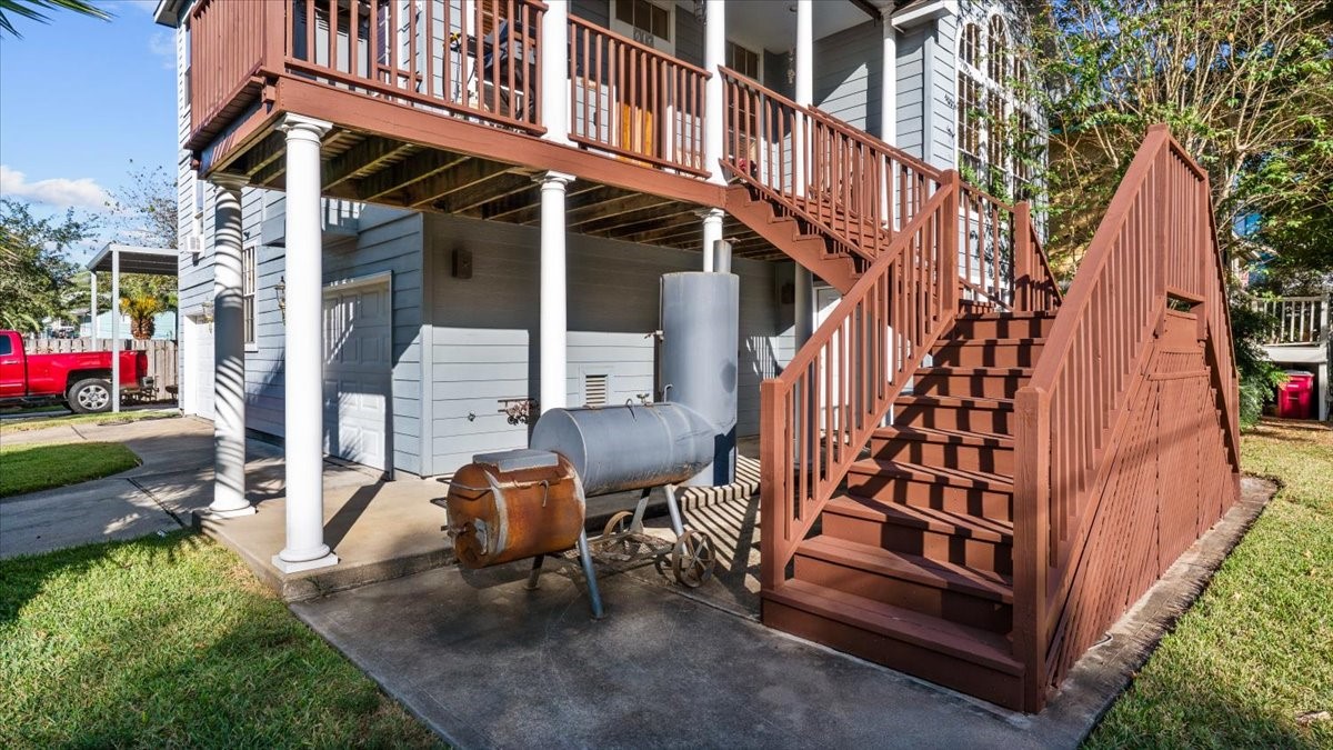 616 E Shore Drive Property Photo 4