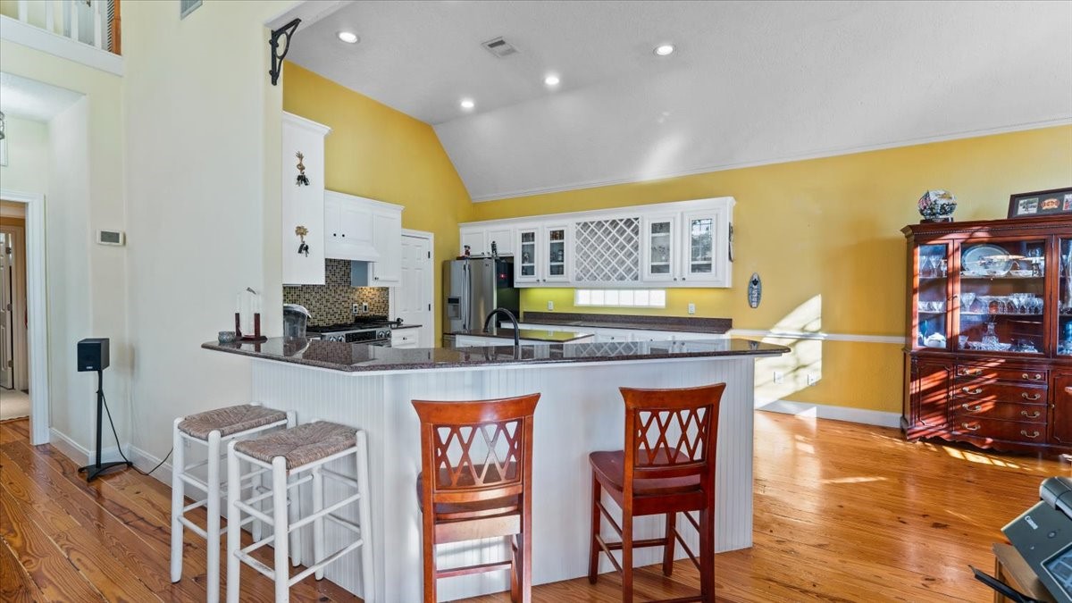 616 E Shore Drive Property Photo 20