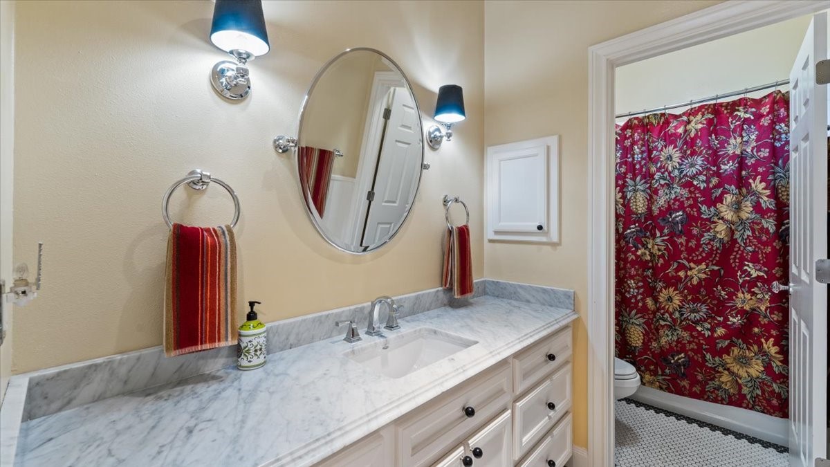 616 E Shore Drive Property Photo 26