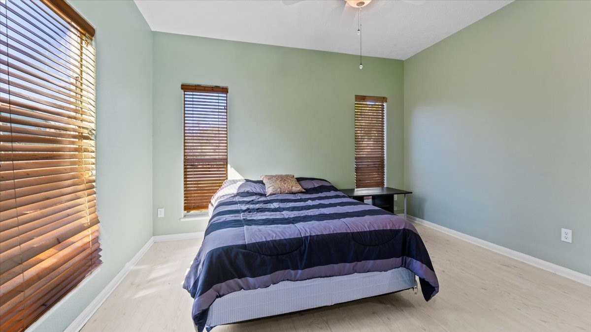 616 E Shore Drive Property Photo 29