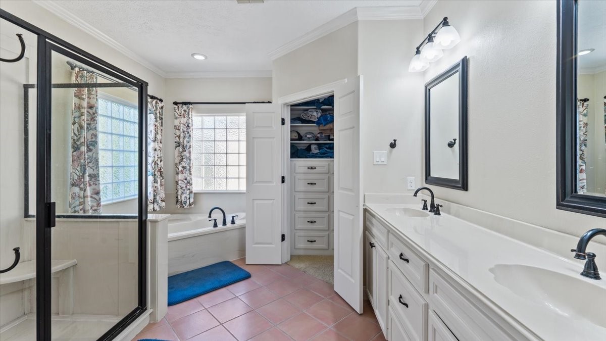 616 E Shore Drive Property Photo 32