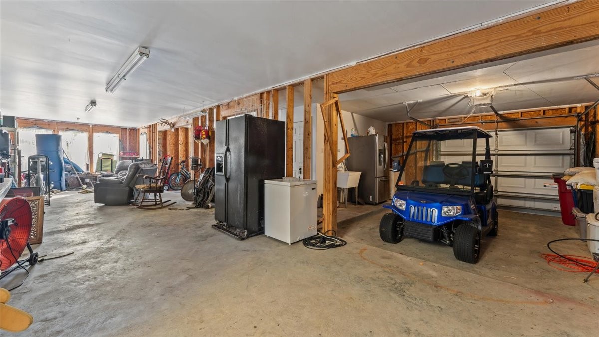 616 E Shore Drive Property Photo 40