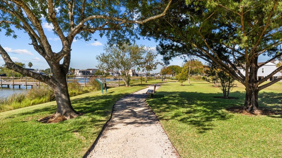 616 E Shore Drive Property Photo 44