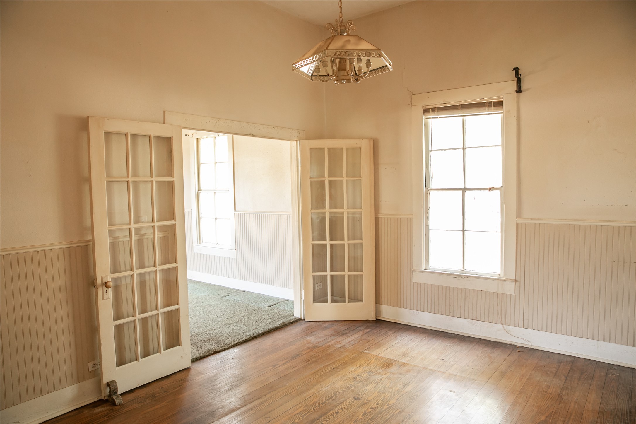1004 Norris Street Property Photo 13