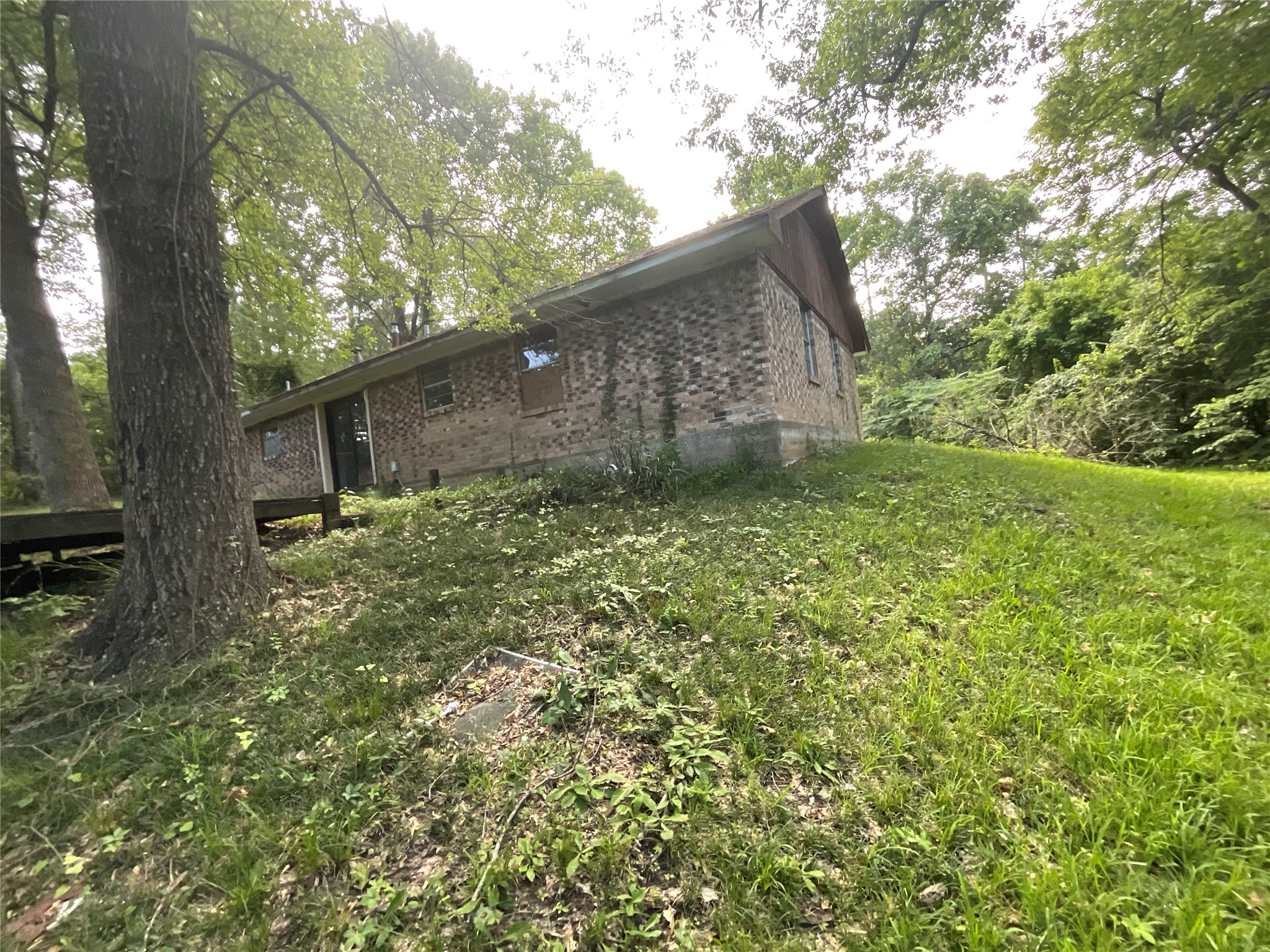 310 Howard Property Photo 3