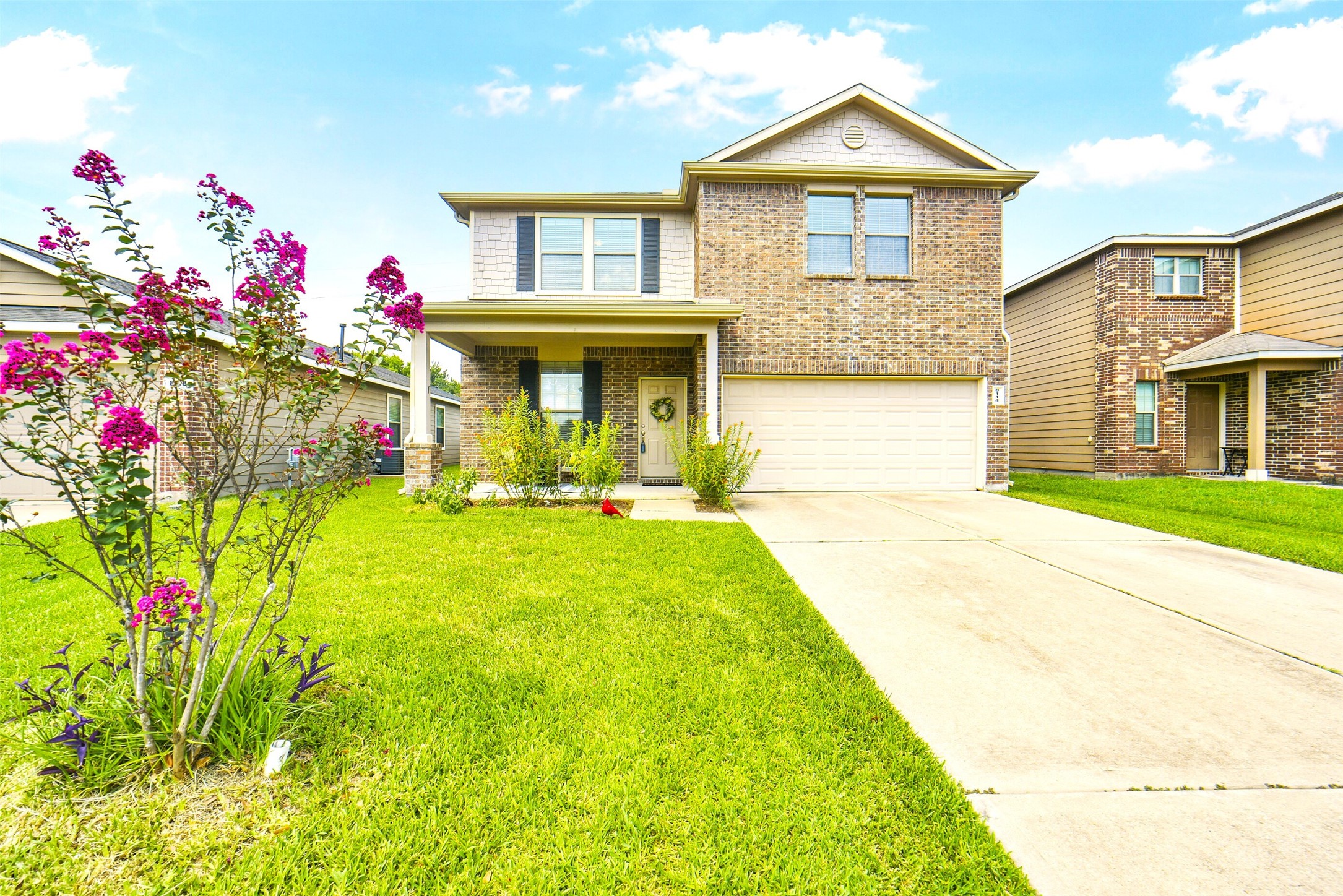 8114 Yaupon View Drive Property Photo 1