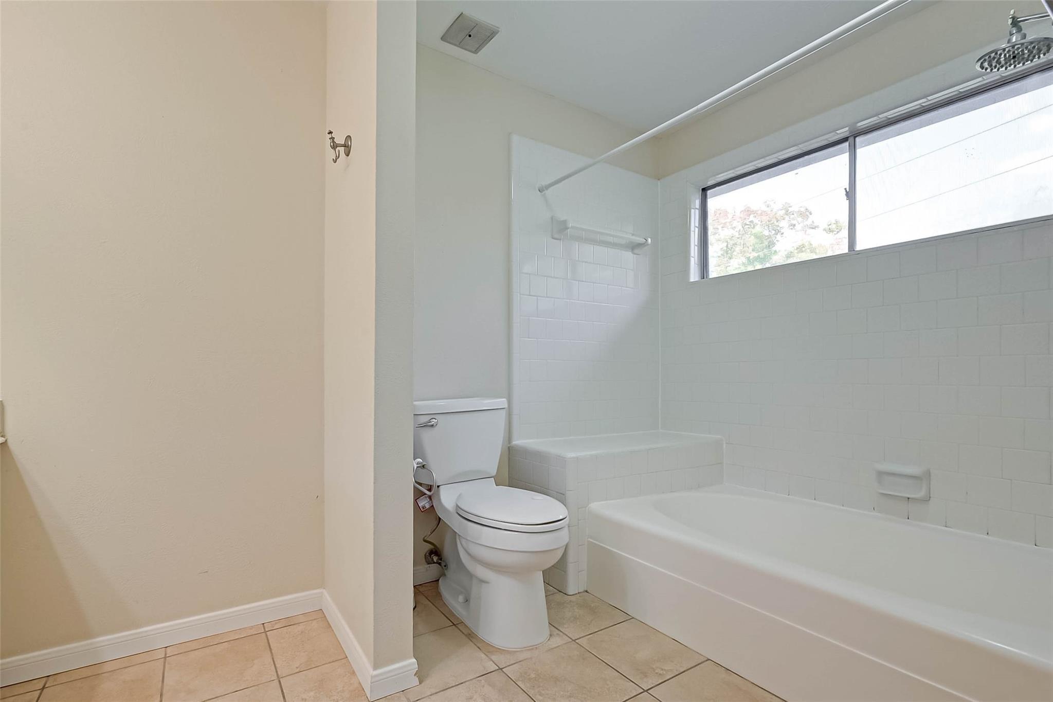 841 Lakeview Drive Property Photo 17