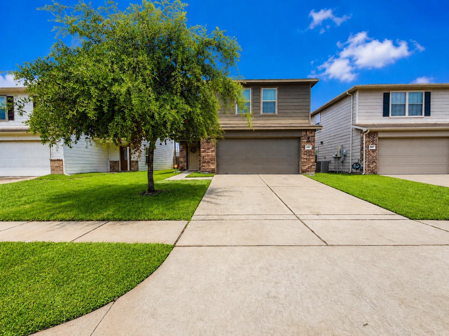 9927 Orchid Spring Lane Property Photo 2